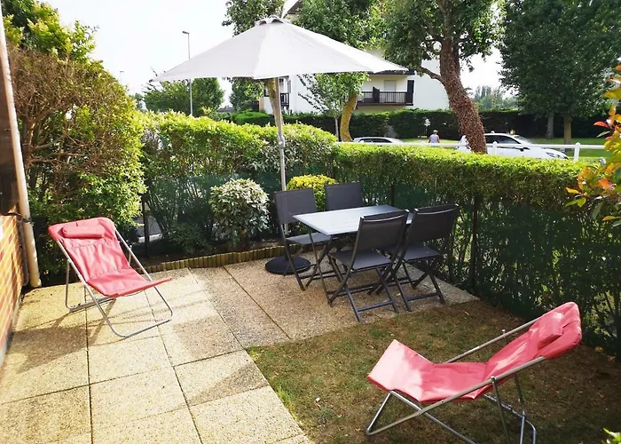 2 Pieces Front De Ensoleille Et Calme Acces Direct Διαμέρισμα Cabourg